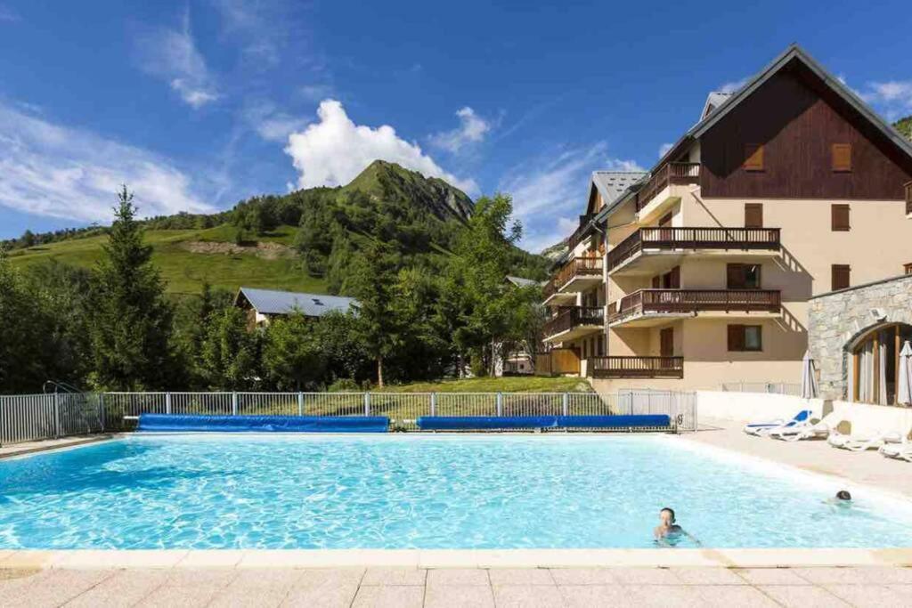 Ferienwohnung Logement 4/6 Personnes A La Montagne Avec Piscine Saint-Sorlin-d'Arves Exterior foto